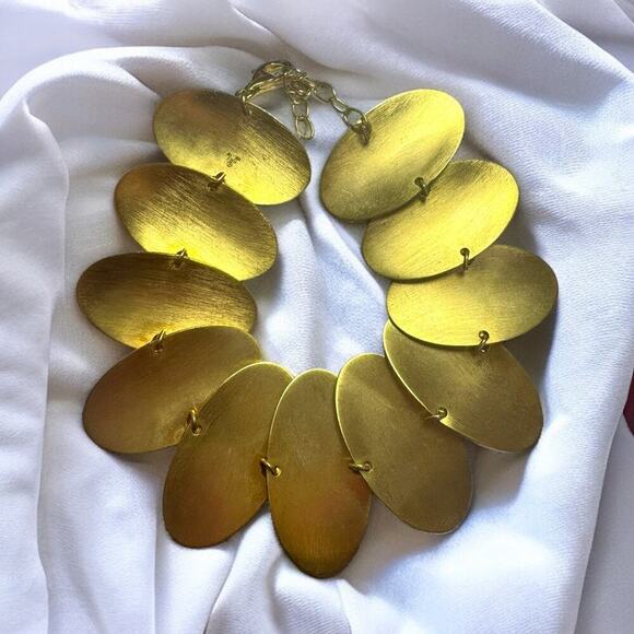 Italy 18K GP Signed Link Bracelet Vintage Gilt Metal Carved and Textured - Picture 3 of 5